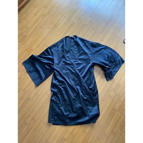 Third love satin black bathrobe - one size - Picture 1 of 6